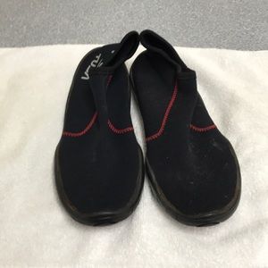 Tusa water shoes